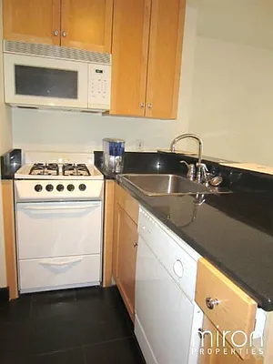 Rented by Miron Properties | media 41