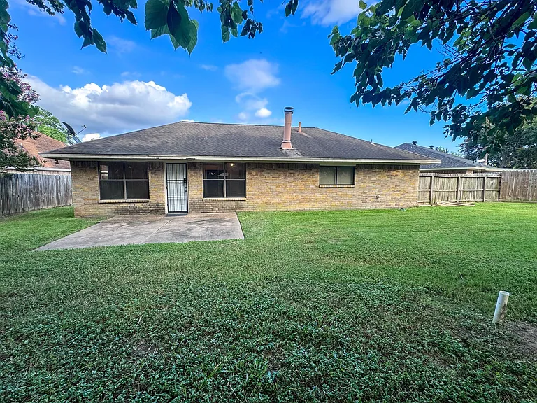 14418 Moorfield Dr — Photo 36