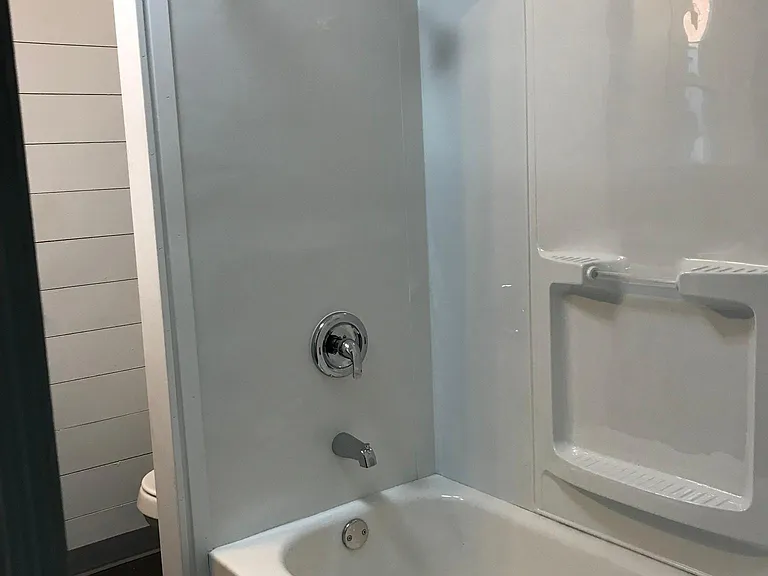 Bathroom-1b