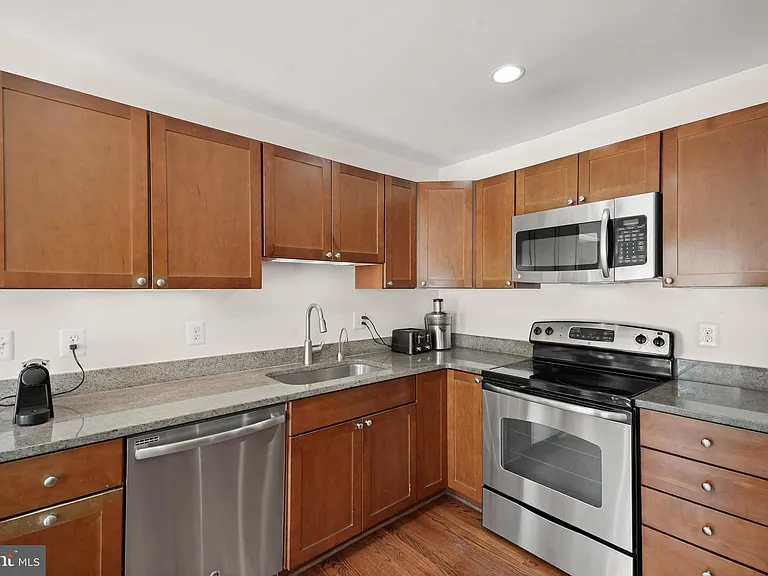 12121 Gatewater Dr — Photo 13