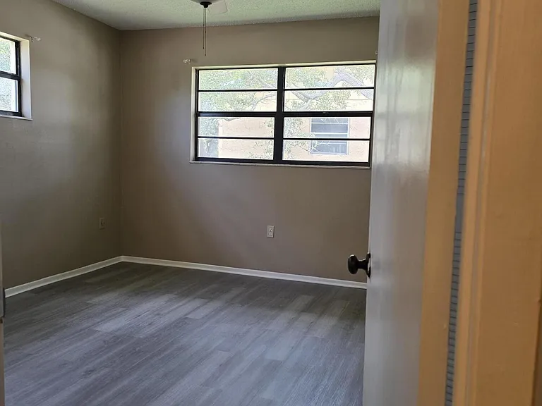 3135 Shady Dell Ln #212 — Photo 24