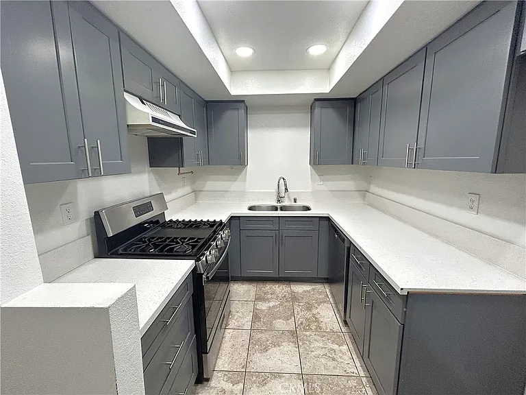 8167 Vineyard Ave — Photo 8