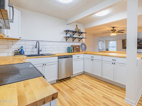 4th image of 4603 Garden Dr