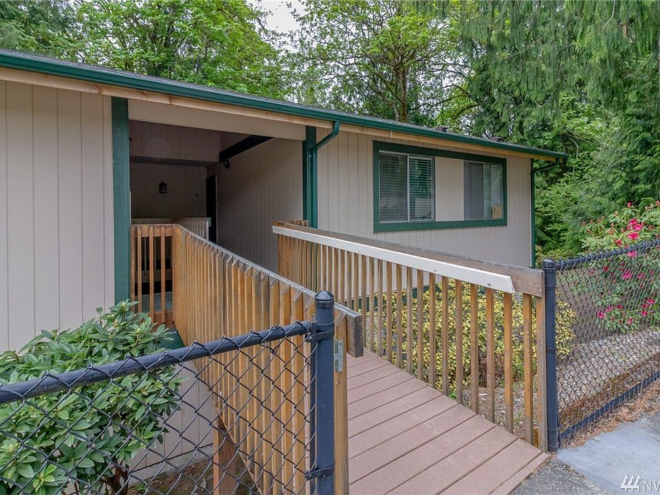 1st image of 2939 SE Mile Hill Dr APT B1