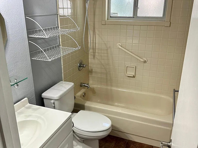 12600 Brightside St — Photo 11