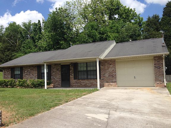 2nd image of 929 Rose Petal Ln