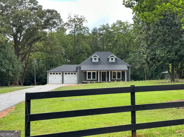 422 Lenox Cir, Griffin, GA 30224