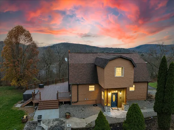 130 Baptist Hill Rd, Hallstead, PA 18822