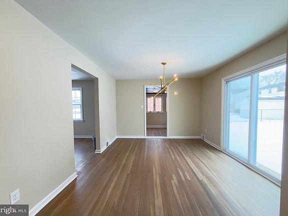 4th image of 1736 Gross Ave