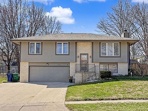2nd image of 8212 Parkview Dr