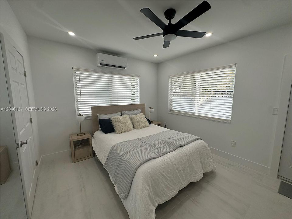 1st image of 1450 SW 4th St APT 2