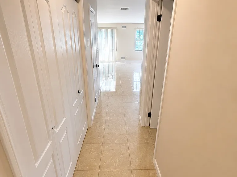 203 Sprague Ave #2 — Photo 6