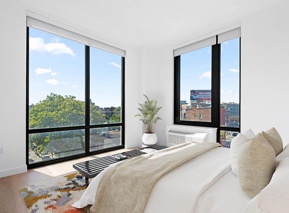 4th image of 55 Orchard St #370