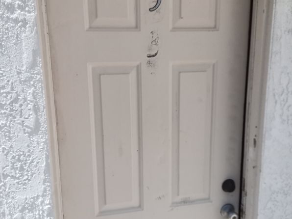 390 Riverfront Dr APT 3