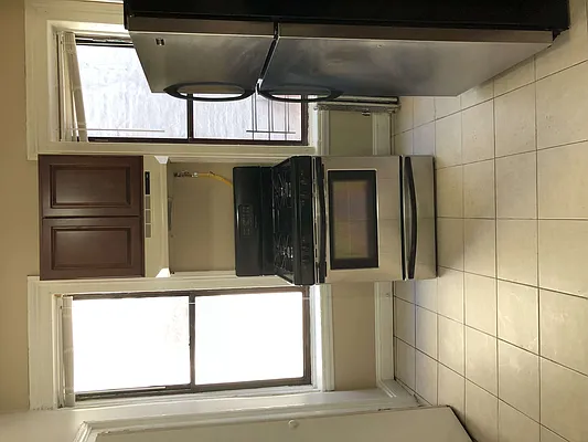 Rented by Avi Realty Manhattan | media 20