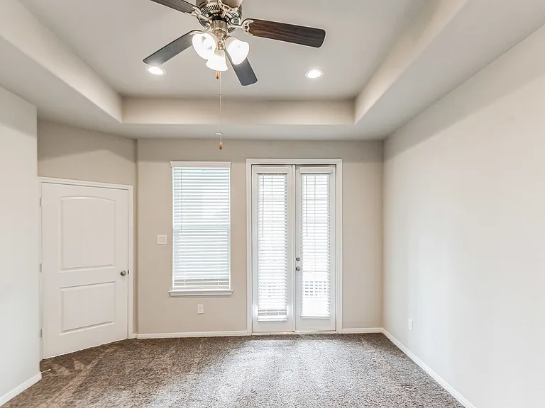 2716 Veranda Fls — Photo 18