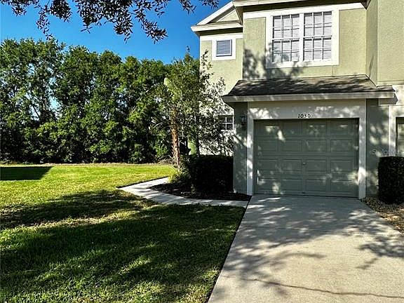 2nd image of 1030 Vista Cay Ct
