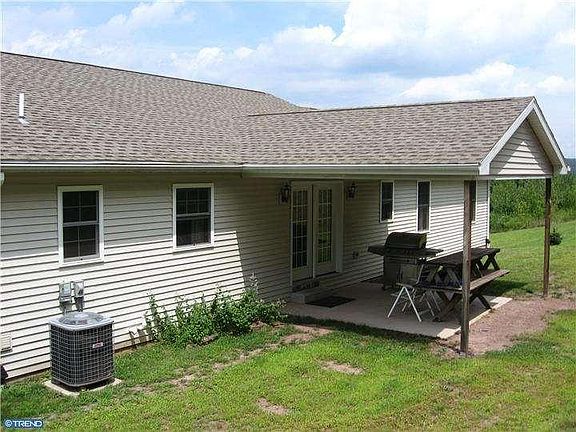 5th image of 62 Evergreen Dr