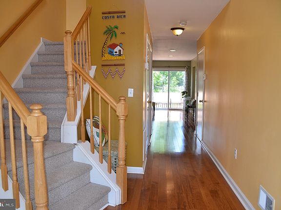 2nd image of 4 Dina Ln #2804