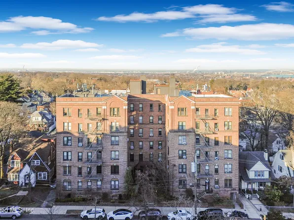 200 Hart Blvd APT 1H, Staten Island, NY 10301