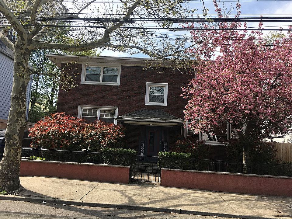 2nd image of 61-65 Palm St