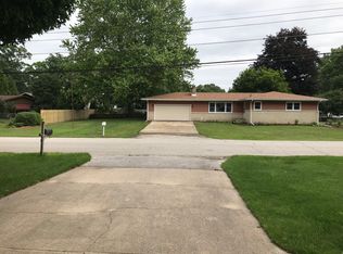 402 Firefly Dr, Trail Creek, IN 46360