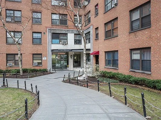 Sold by Keller Williams Realty Landmark | media 30