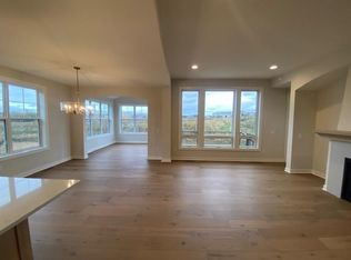 7440 Elm Ln, Hamel, MN 55340