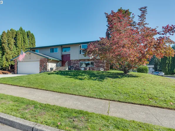 794 SW Orchard Pl, Gresham, OR 97080