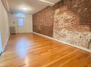 65 Hancock St APT 1R, Boston, MA 02114