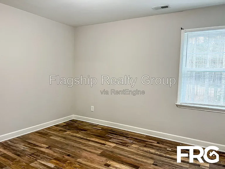 491 Fallingbrook Dr — Photo 48