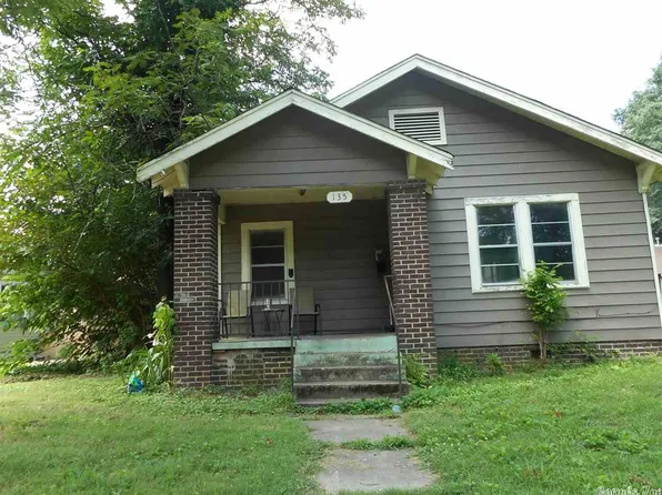 135 Melrose Cir, North Little Rock, AR 72114