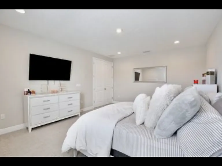 4446 Renly Ln — Photo 22