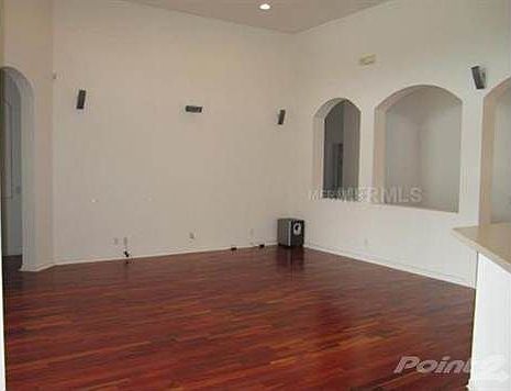 3rd image of 10139 Deercliff Dr