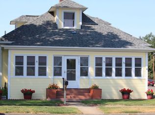 121 N 8th St, Miles City, MT 59301