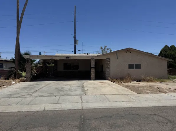 157 S San Clemente Dr, Yuma, AZ 85364