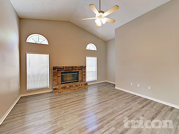 3rd image of 6827 San Jose Loop