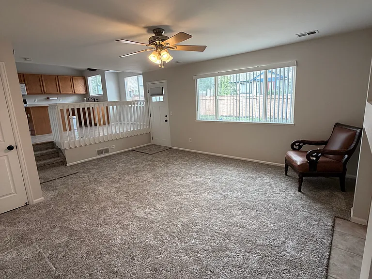 5843 Butterfield Dr — Photo 5