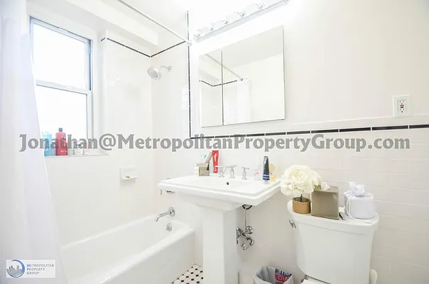 Rented by Metropolitan Property Group | media 16
