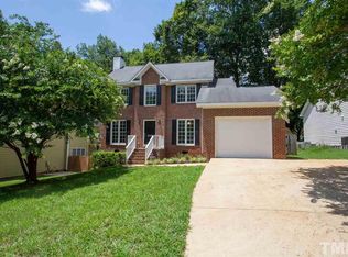 909 Amersham Ln, Wake Forest, NC 27587