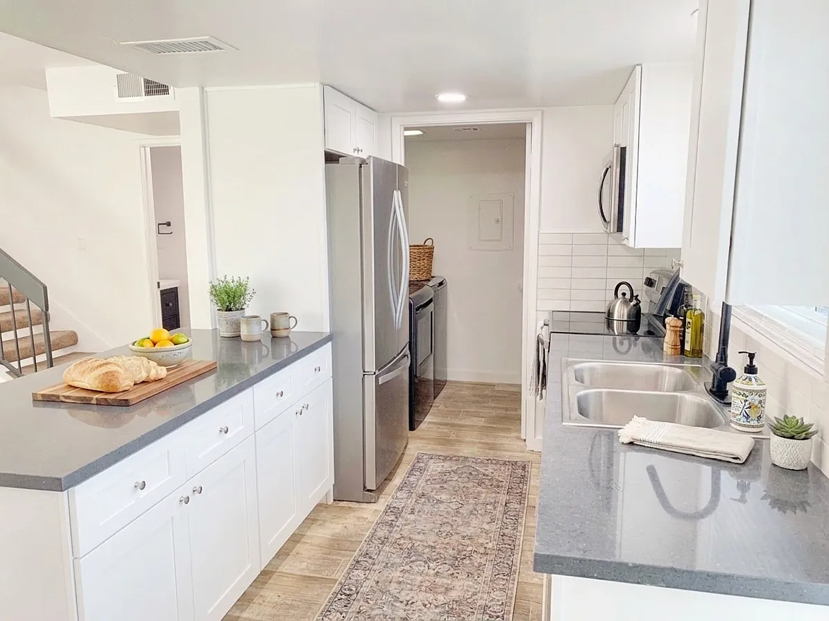 2 bed, 1.5 bath, 1000 sqft, $1,795 — Photo 4