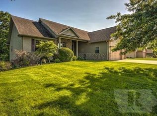 1703 Emerald Dr, West Burlington, IA 52655