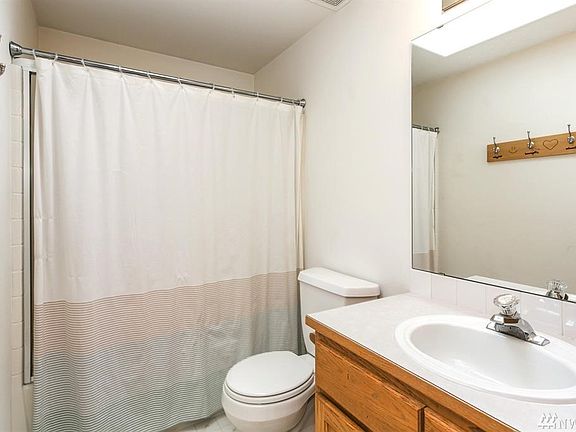 5th image of 6309 100th St NE