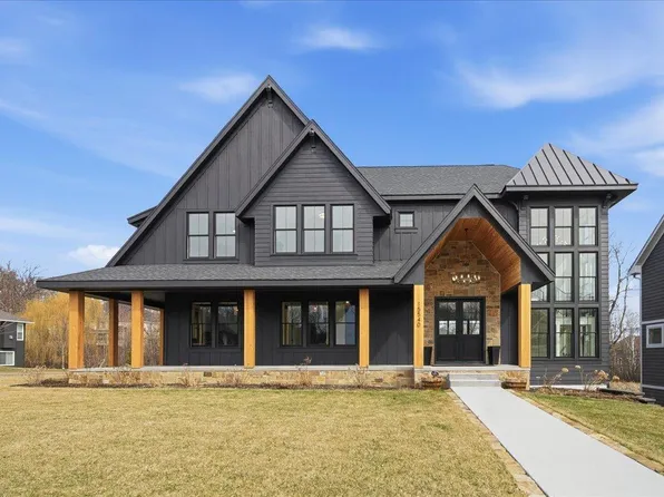 15540 52nd Pl N, Plymouth, MN 55446