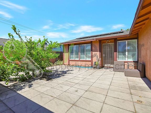2nd image of 7137 Reyn Oaks Way