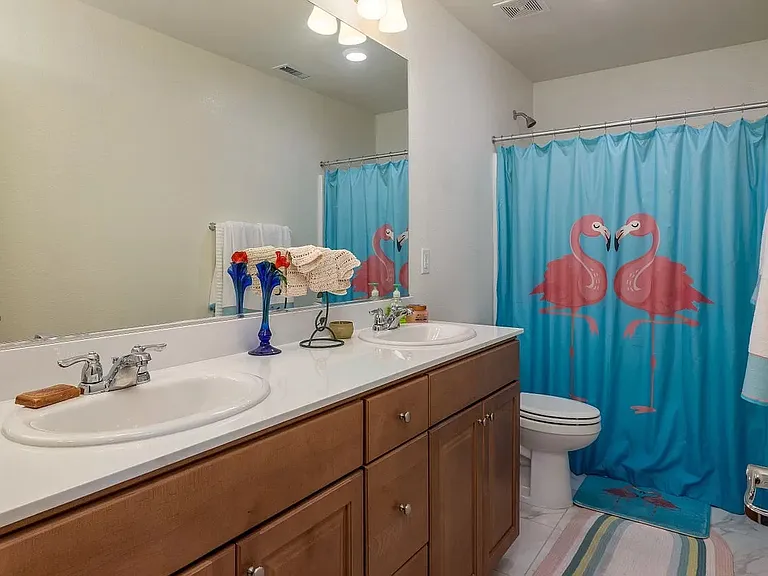 63 Columbia Dr — Photo 6