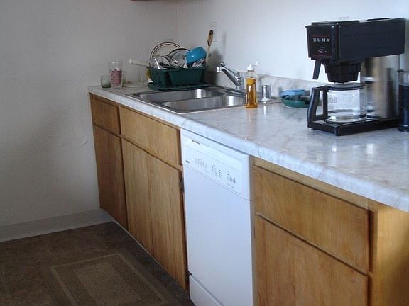 5th image of 1410 Main St APT G