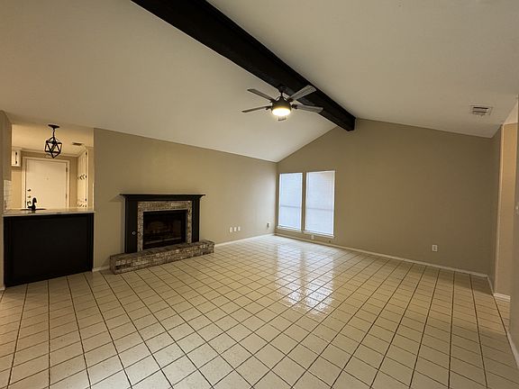 5th image of 2202 Alazan Dr