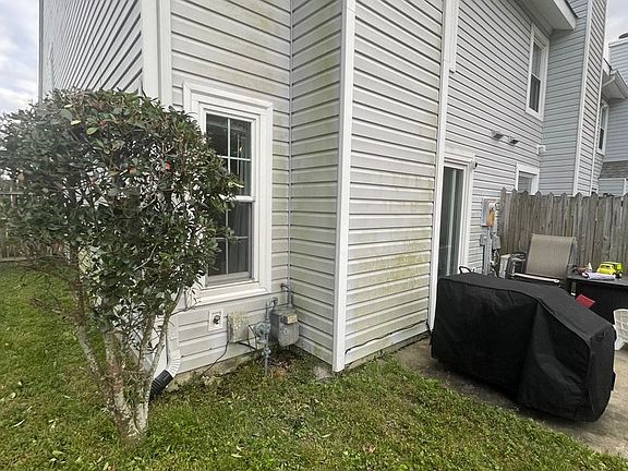 4th image of 840 Quesnel Dr
