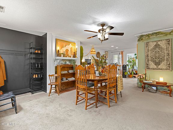 3rd image of 112 N Onsville Place